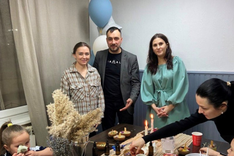 Денис Ващенко организовал для таркосалинок творческую встречу и чаепитие 