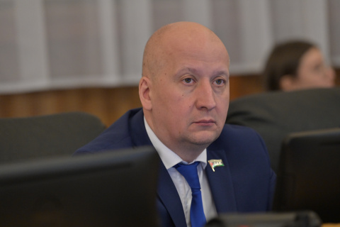 Дмитрий Плотников принял участие в семнадцатом заседании Тюменской областной думы 