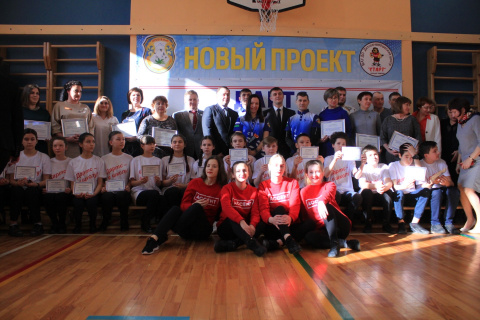 Владимир Пискайкин помогает реализации проекта «Дартс – в общеобразовательную школу»
