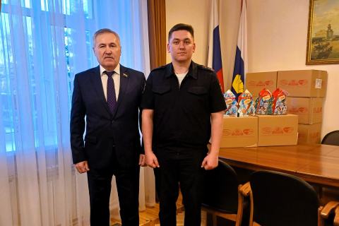 Сергей Медведев принял участие в акции «Елка желаний»