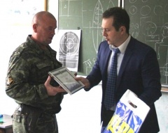 Депутат Тюменской областной Думы поздравил отдел специального назначения «Град» с 25-летием со дня образования 