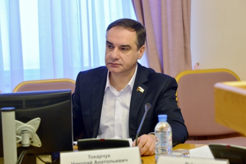 Николай Токарчук участвует в парламентских слушаниях