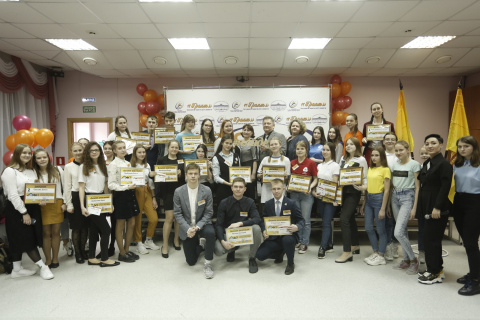 Владимир Пискайкин помогает развитию лидеров детских и молодежных общественных объединений