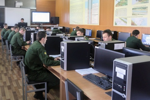 Одной из главных кузниц кадров для инженерных войск  РФ является Тюменское высшее военно-инженерное командное училище