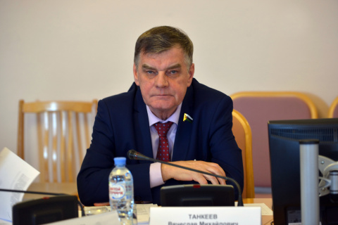 Вячеслав Танкеев: законопроект о комплексном развитии территорий позволит ускорить обновление жилфонда