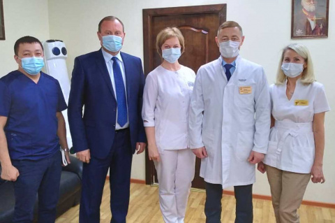 Валерий Голодюк помог Лянторской городской больнице