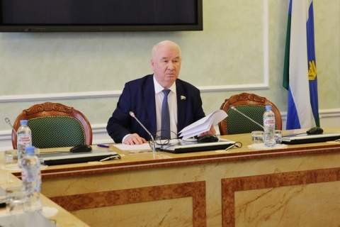 Сергей Корепанов провёл заседание Совета областной  Думы