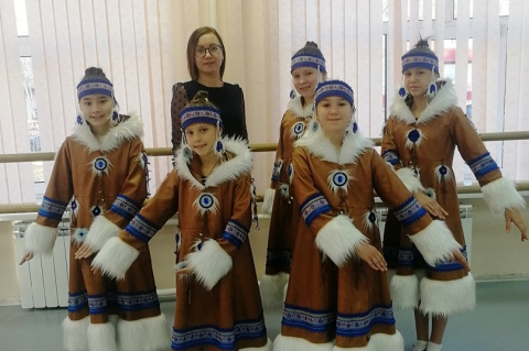Богдана Богославца поблагодарили за помощь нефтеюганскому хореографическому коллективу «Ритмы Севера»