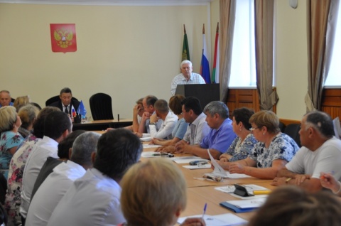 Юрий Конев встретился с руководством муниципалитета, председателями дум, депутатами сельских поселений Вагайского  района