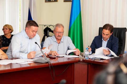 Владимир Нефедьев принял участие в заседании Общественного Совета города Нягани