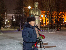 Фуат Сайфитдтнов принял участие в открытии памятника известному тюменскому и ямальскому политику Сергею Корепанову
