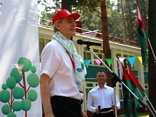 Андрей Артюхов дал старт региональной полевой олимпиаде юных геологов