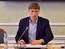 Дмитрий Новицкий провел заседание рабочей группы по реализации партийного проекта «Единой России» «Безопасные дороги»
