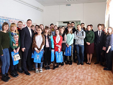 Члены Общественной молодежной палаты встретились с молодежью Заводоуковска