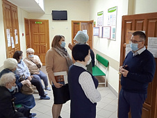 Юрий Баранчук побывал в филиале поликлиники №5 в Тараскуле