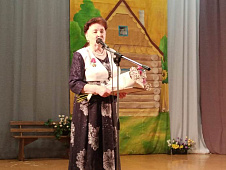 Тамара Казанцева поздравила жителей села Шипаково с юбилеем Юргинского района