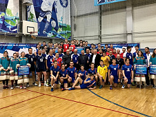 В Нягани прошел турнир по волейболу на призы депутата Тюменской областной Думы  Владимира Нефедьева