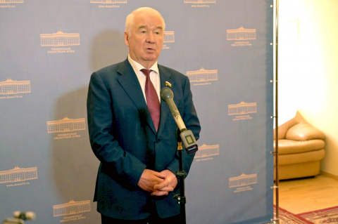 Сергей Корепанов прокомментировал итоги заседания областного парламента