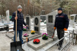 Члены Общественной молодежной палаты отреставрировали памятник Герою Советского Союза