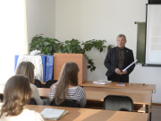Депутат областной Думы Владимир Ульянов проводит «парламентский урок» 