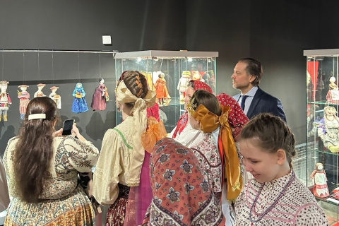 Владимир Сысоев посетил фестиваль лоскутного шитья 