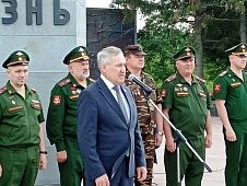 Сергей Медведев принял участие в торжественном митинге, посвященном отправке молодого пополнения в Президентский полк