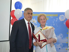 Альберт Суфианов принял участие в торжественном мероприятии, посвященном Международному дню медицинской сестры 