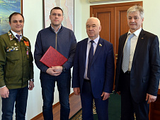 Сергей Корепанов поблагодарил компанию «СИБУР» за поддержку движения строительных отрядов в Тюменской области 