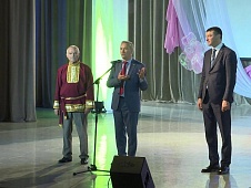 Депутаты поздравили ветеранов Ямало-Ненецкого округа с Днем пожилых людей