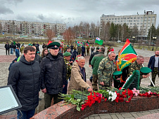 Александр Зеленский и Игорь Винников приняли участие в праздновании Дня пограничника в Нефтеюганске