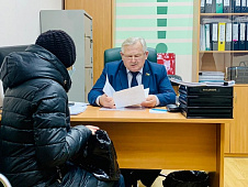 Анатолий Чепайкин провел прием граждан по личным вопросам