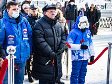 Александр Зеленский принял участие в торжественной церемонии в память о россиянах, исполнявших служебный долг за пределами Отечества