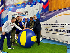 В Нягани состоялся турнир по волейболу на призы депутата областной думы Владимира Нефедьева
