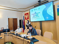 Иван Вершинин принял участие в Дне молодого избирателя
