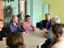 Владимир Нефедьев работает в избирательном округе